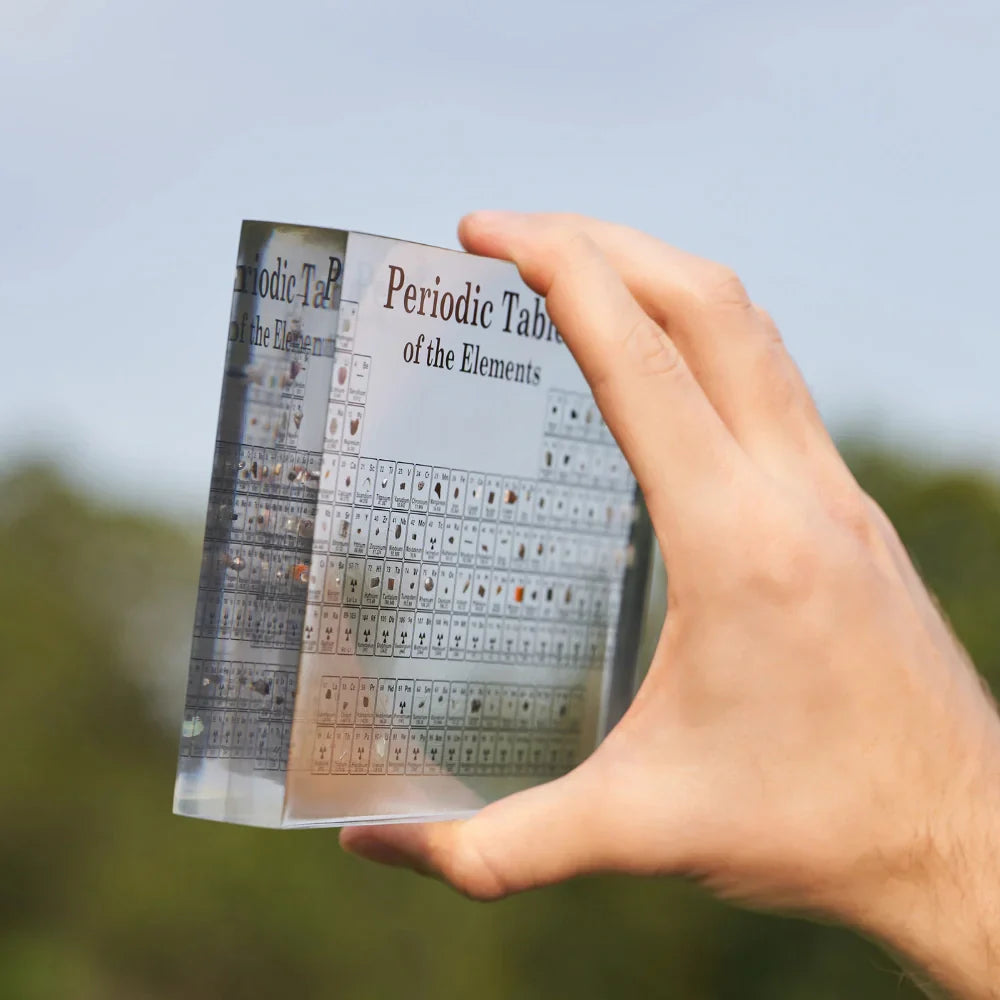 Periodisk System med Ekte Grunnstoffer i Akryl 6