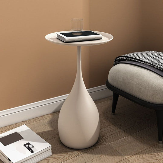 Rundt Metallbord med Middelaldersk Design 1