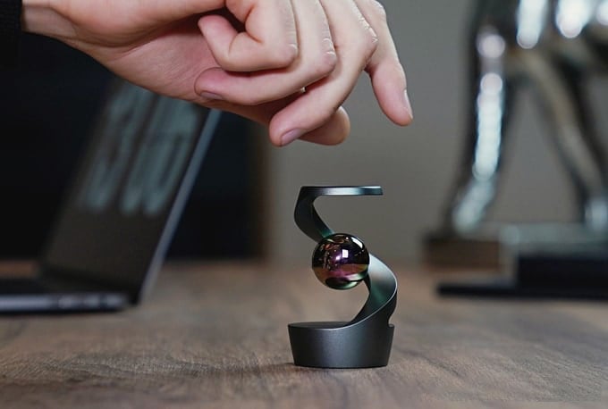 Skrivebordleketøy KinetiSphere for Kreativitet 1