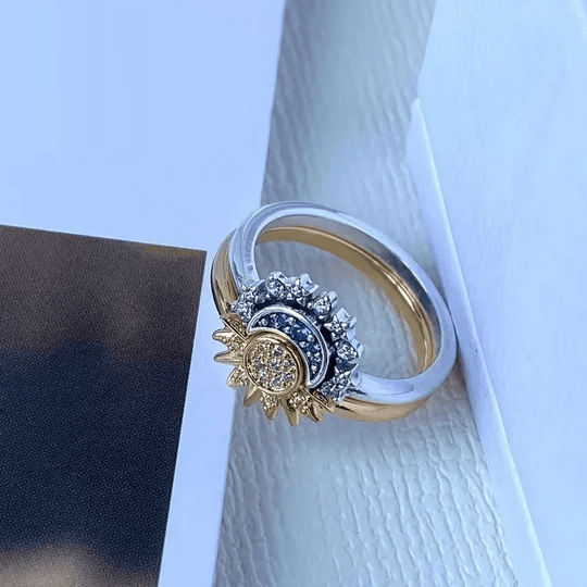 Sølv Ring med Måne- og Soldesign 1