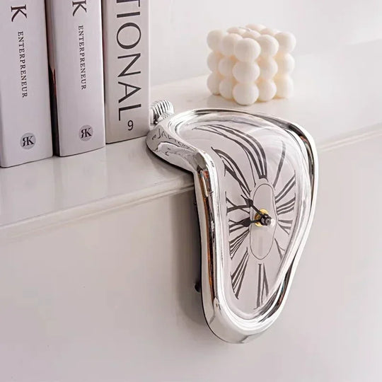 Surrealistisk Veggklokke i Dali-stil 6