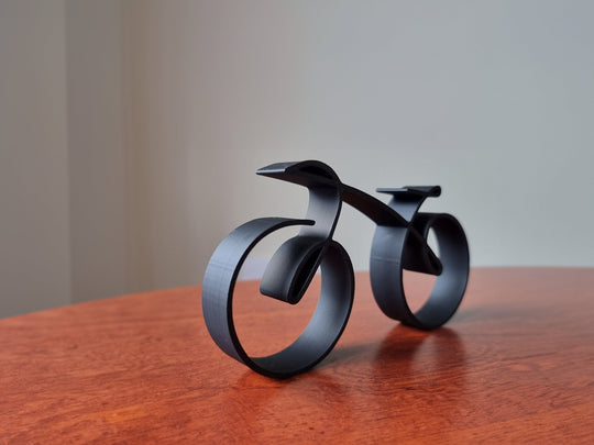 Sykkelskulptur i Trådrammestil Minimalistisk Design 2