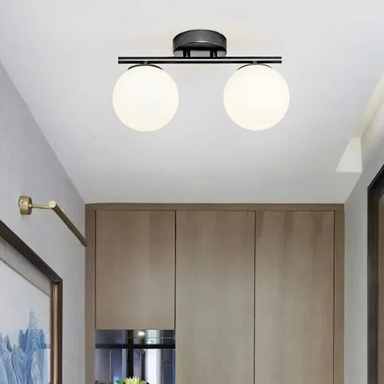 Taklampe i glasskule for stue og soverom 5