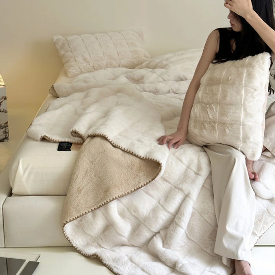 Unisex Fuskepelspledd Vattert og Mykt 9