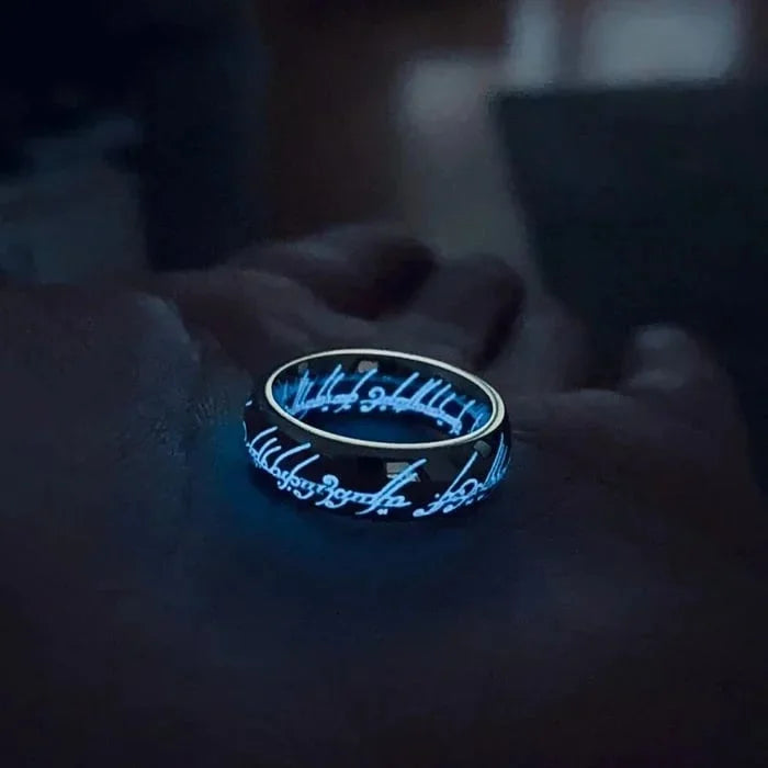 Unisex Ring med Selvlysende Alvisk Skrift 0