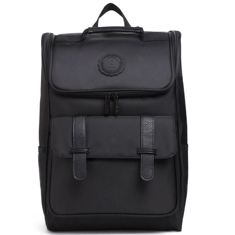 Unisex Ryggsekk med Allsidig Oppbevaring og Stilrent Design 0