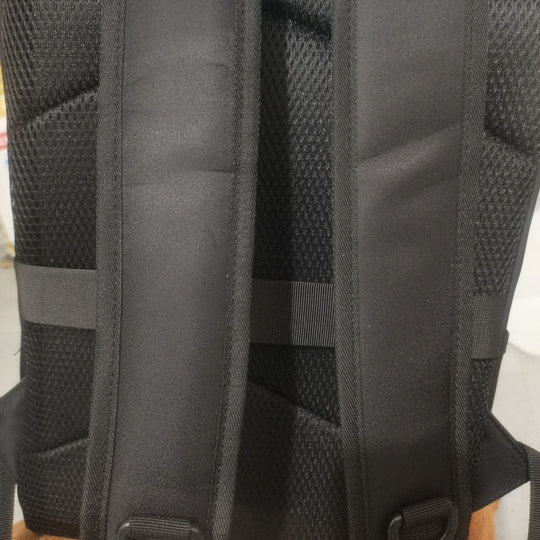 Unisex Ryggsekk med Allsidig Oppbevaring og Stilrent Design 4