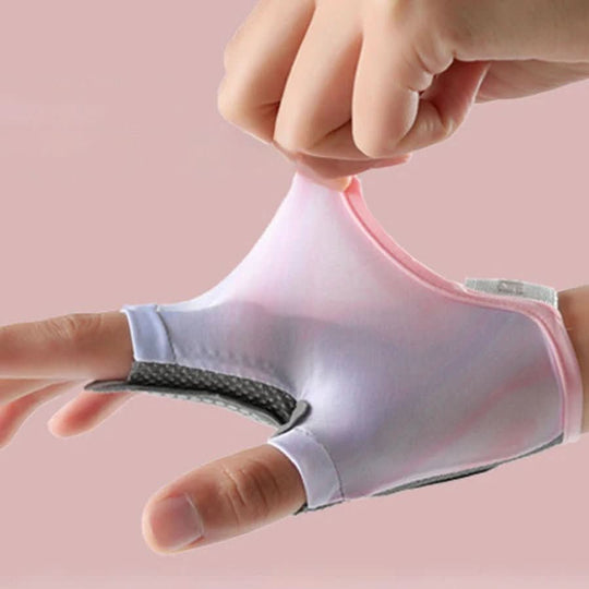 Unisex Sports Gloves Half Finger Design 5