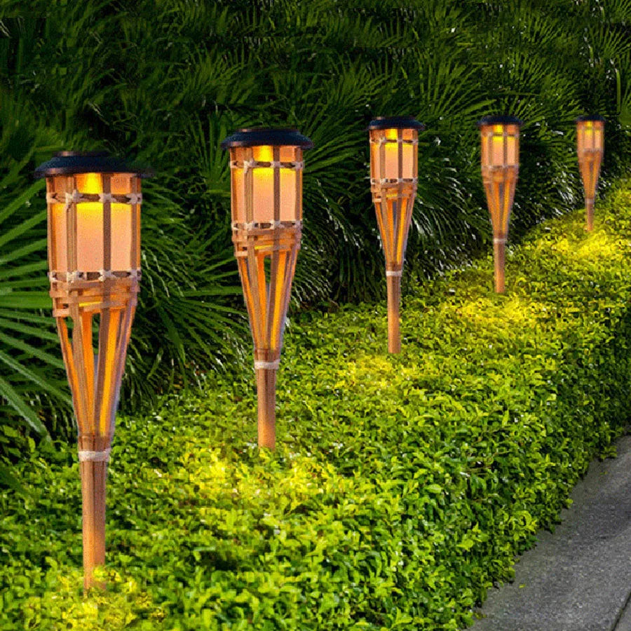 Utendørs Solcelle Lanterne i Bambusdesign 1