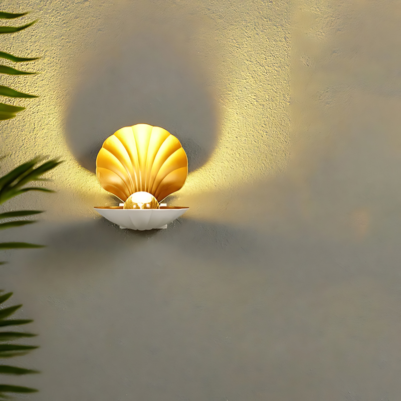 Utendørs Vegglampe Med Stilrent Design For Belysning I Hage Og Terrasse 1