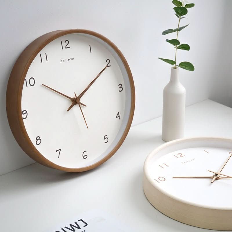 Veggklokke i Tre med Stilren Design 2