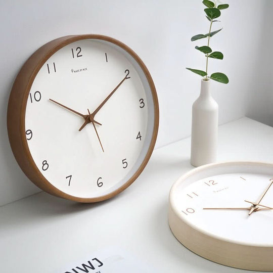 Veggklokke i Tre med Stilren Design 2