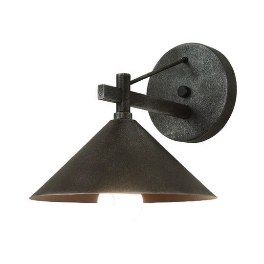 Vegglampe i industriell stil for utendørs bruk 0