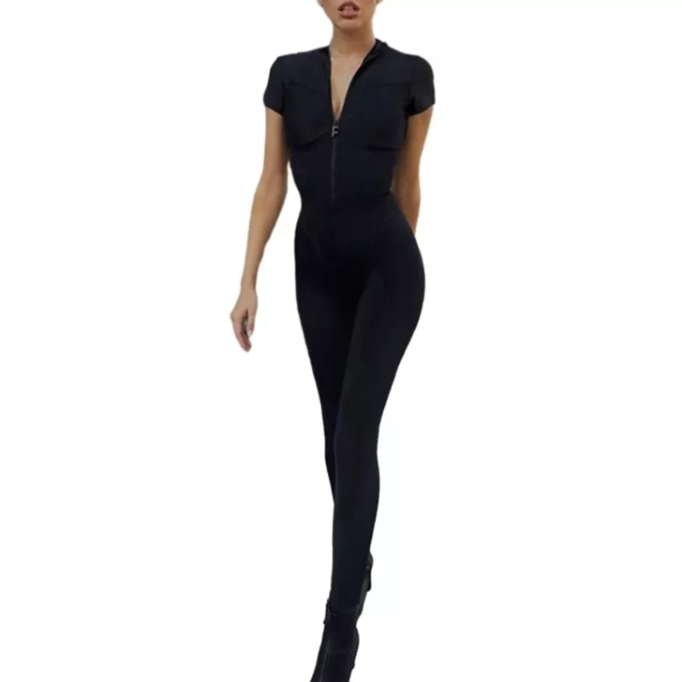 Kortermet fitness lekedress for kvinner