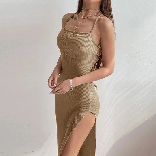 Ryggløs bodycon-kjole med halterneck for kvinner