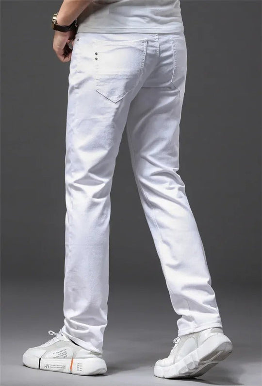 Klassisk hvit slim fit-jeans for menn