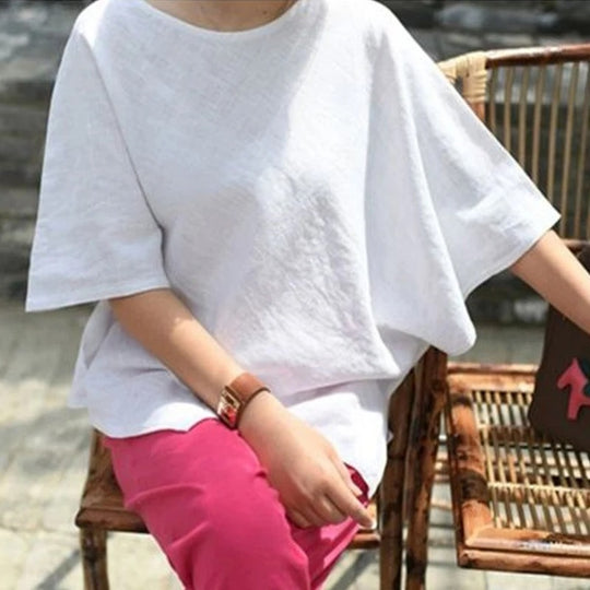 Asymmetrisk halv ermet bluse for kvinner