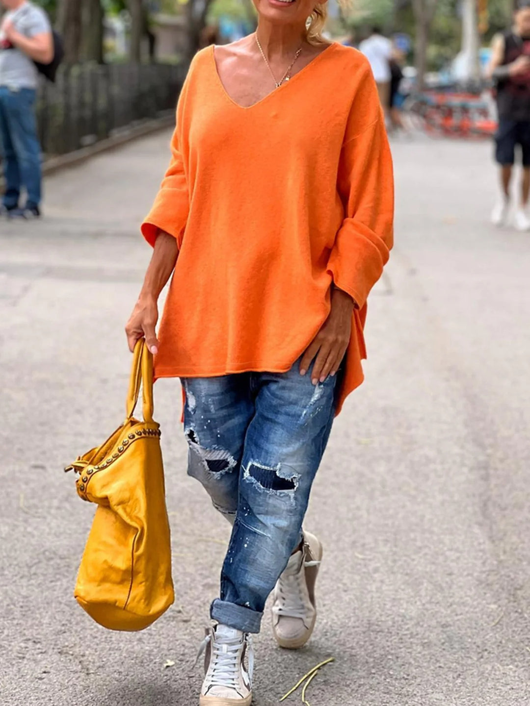 Strikket oversized genser med V-hals